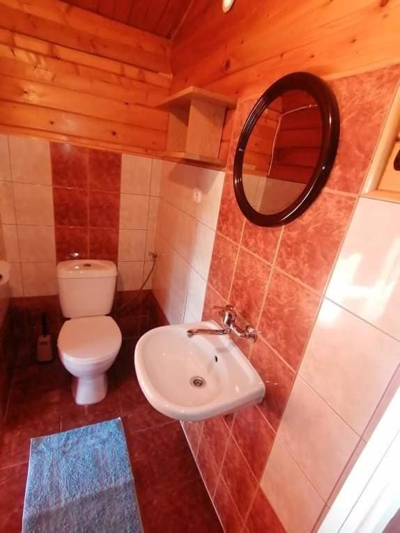 Nad Jeziorem Domki I Pokoje 781-281-434 Polańczyk Exteriér fotografie